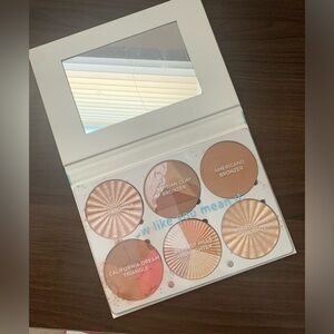NWB Ofra Pro Palette | On The Glow | Brand New, but Arrived Damaged